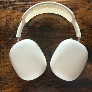 Apple AirPods Max 1st Gen Wireless Headphones